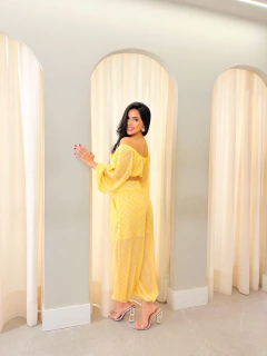 Calça Aladin Amarela Poá na internet