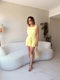 Conjunto Alfaiataria Amarelo Sara na internet