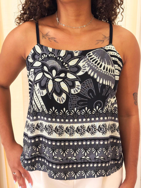 Blusa Estampada Preta Lorena - comprar online