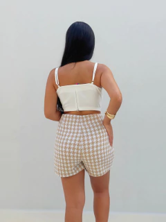 Cropped Alfaiataria Alcinha Off White Luize na internet