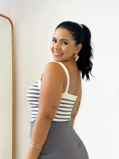 Blusa em Tricô modal listrada cinza e off white na internet