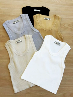 Blusa Canelada Nude Luane na internet