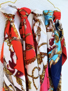 Lenço Versace Azul Bia - comprar online