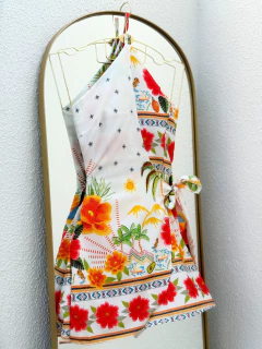 Macaquinho Floral Ema na internet