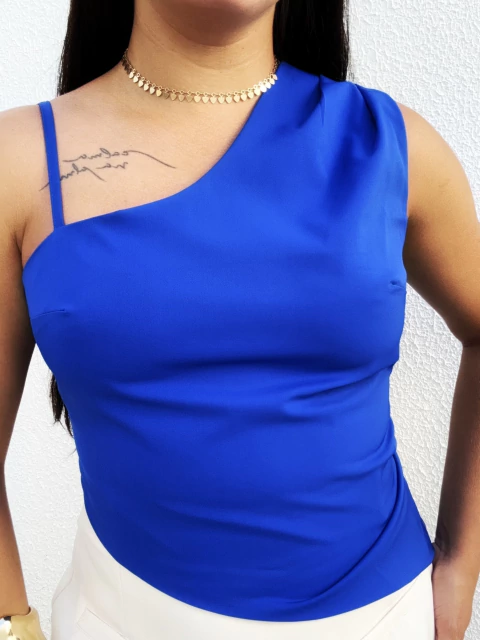 Blusa Assimétrica Azul Gabi - comprar online