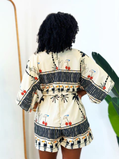 Macaquinho Estampado Tucano Lili - comprar online