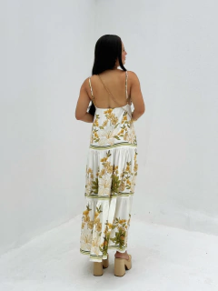 Vestido Lenco Ararajuba Farm na internet