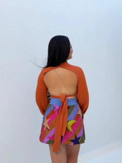 Cropped Manga Longa Laila Terra na internet