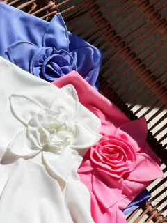 Imagem do Blusa Assimetrica Off White Vitória