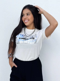 Imagem do T-Shirt Off White Empower