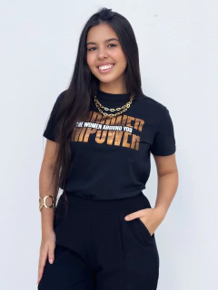 T-Shirt Empower Preto na internet