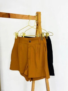 Short Alfaiataria Isis Preto - loja online