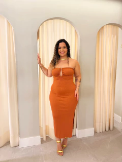 Vestido sem Alça Marrom Ayla na internet