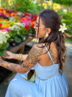 Vestido Midi Azul Isabela na internet