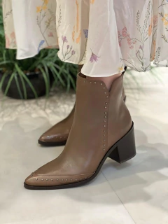 Bota Vânia - comprar online