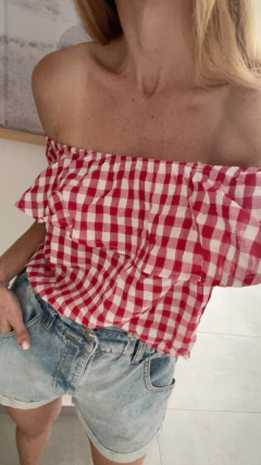 Blusita SABRI - PRE VENTA ENTREGA ESTIMADA 15/12 ♥️ - Houp