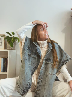 Ponchito Chaleco Denim PHARRELL - tienda online