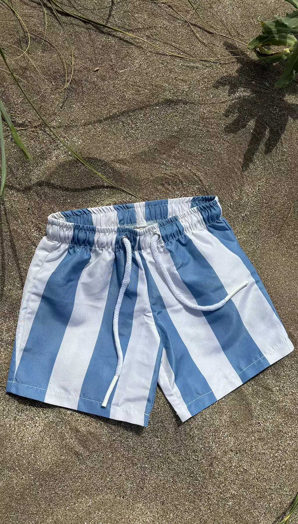 Short rayas azul
