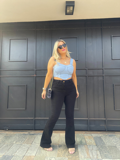 calça flare preta PRETO - Deise Marchetti