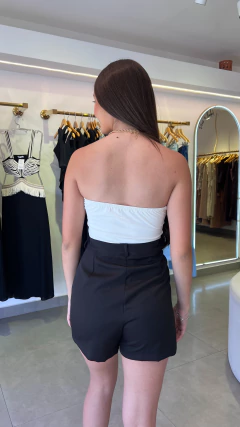 SHORTS SAIA BEATRIZ PRETO - loja online