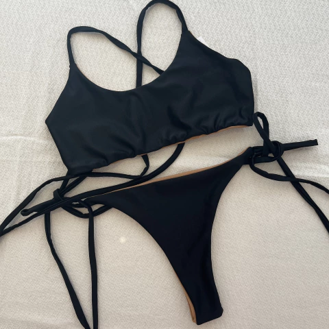 Bikini Maui Reversible (Negro/Avellana) - comprar online
