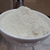 farinha de coco branca na concha