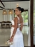 Vestido midi Aimê acetinado com busto em meia taça