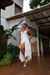 Vestido midi com saia em camadas e decote nas costas | Petra