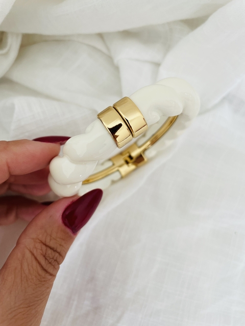 Bracelete Resina torcido - comprar online