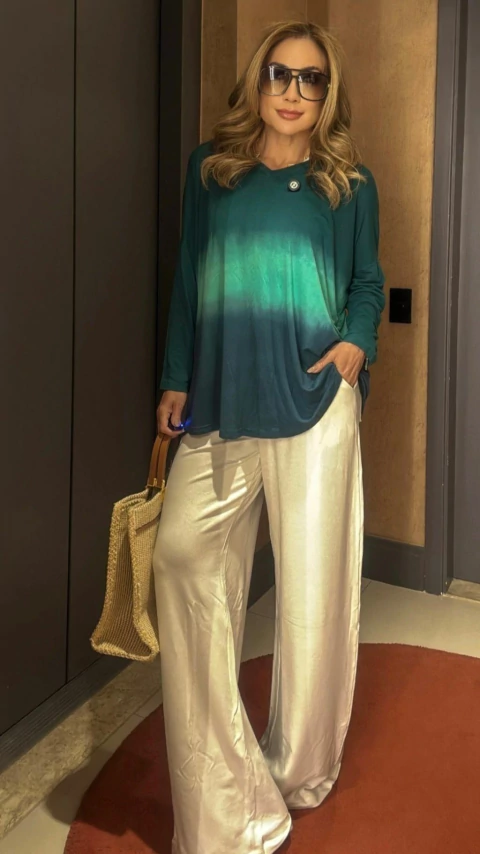 Blusa Orquídea-Azul - comprar online