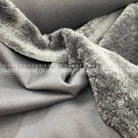 JERSEY CON CODERITO GRIS