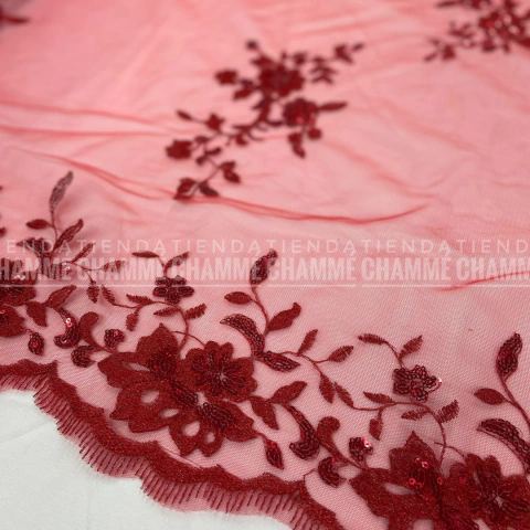 TUL BORDADO CON LUREX Y LENTEJUELAS ROJO