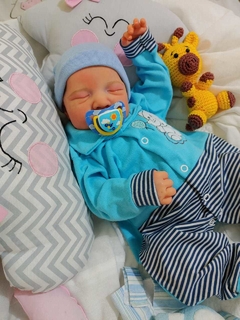 Bebê Reborn Levi Menino na internet