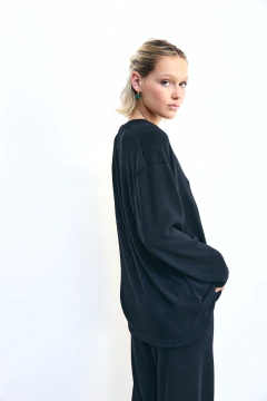 Buzo Chloe Negro - comprar online