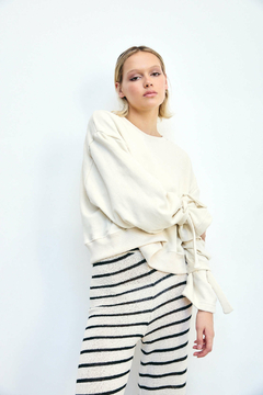 Buzo Sara Off White - comprar online