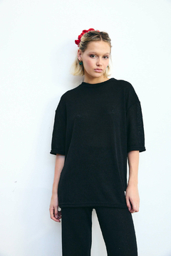 Remera Chloe Negra