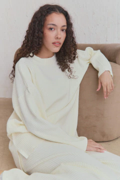 Set Amelia Off White (Pantalón + Sweater) - comprar online