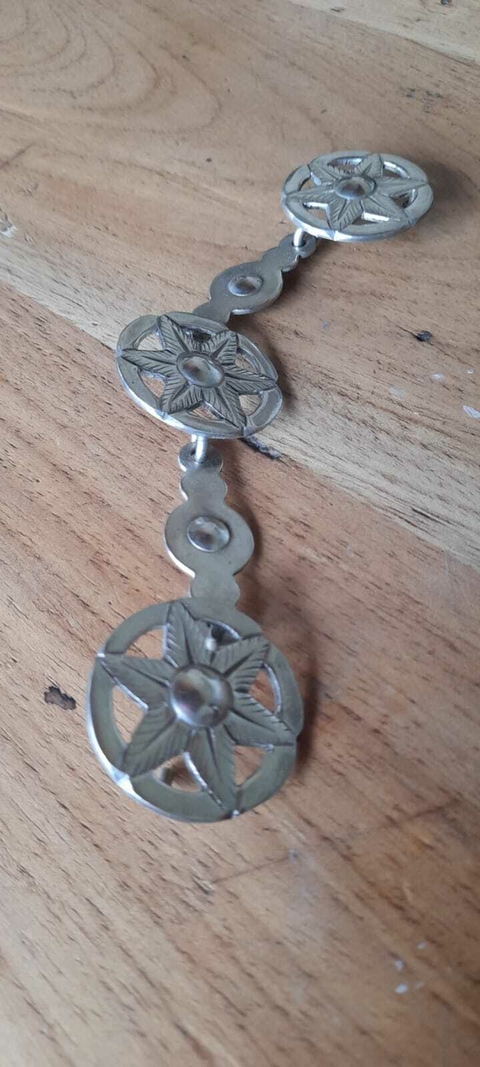 Yunta de tres motivos