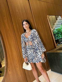 Conjunto Mallu Trijunto 3 Peças Estampado - Kimono, Top com Bojo e Short de Cintura Alta - comprar online