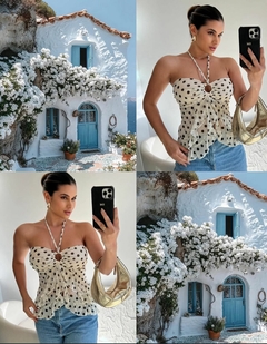 Blusa Bata Sofia Poá na internet