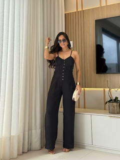 Macacão Ravena - Bela Boutique Mania - Loja de Roupas Femininas em Goiânia | Preços Incríveis e Entrega para Todo Brasil