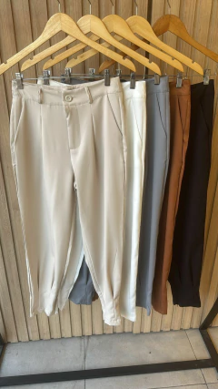 Calça Cenoura KD
