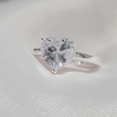 Anillo solitario Love en internet