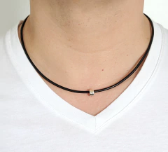 Collar Hendrix en internet