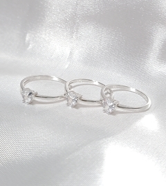 Anillo solitario Amour en internet