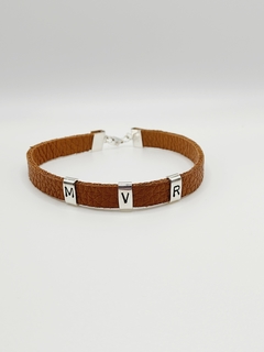 Pulsera Bastian en internet