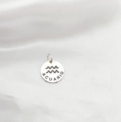 Collar Zodiaco en internet
