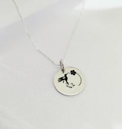 Collar Medalla Colibrí - comprar online