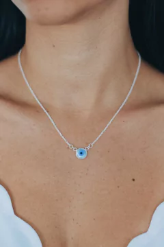 Collar ojito turco nácar
