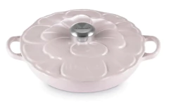 CAÇAROLA BUFFET SIGNATURE PETAL SHALLOT 26cm - Le Creuset - comprar online